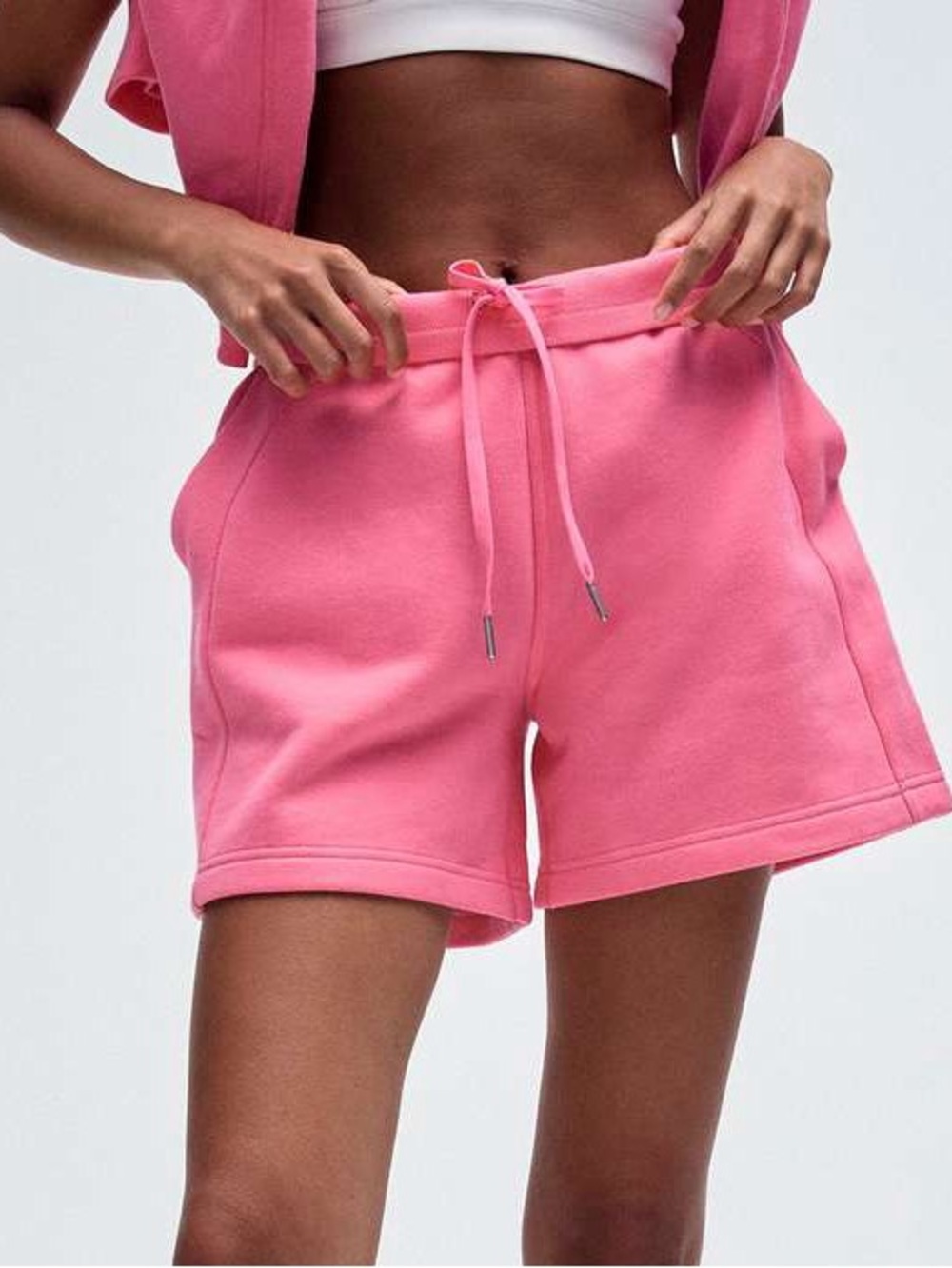 Lululemon Scuba High-Rise Short 5" - Sakura Pink